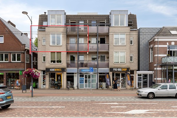 Te koop: Ruim, centraal en met 2x balkon en ruime garage!